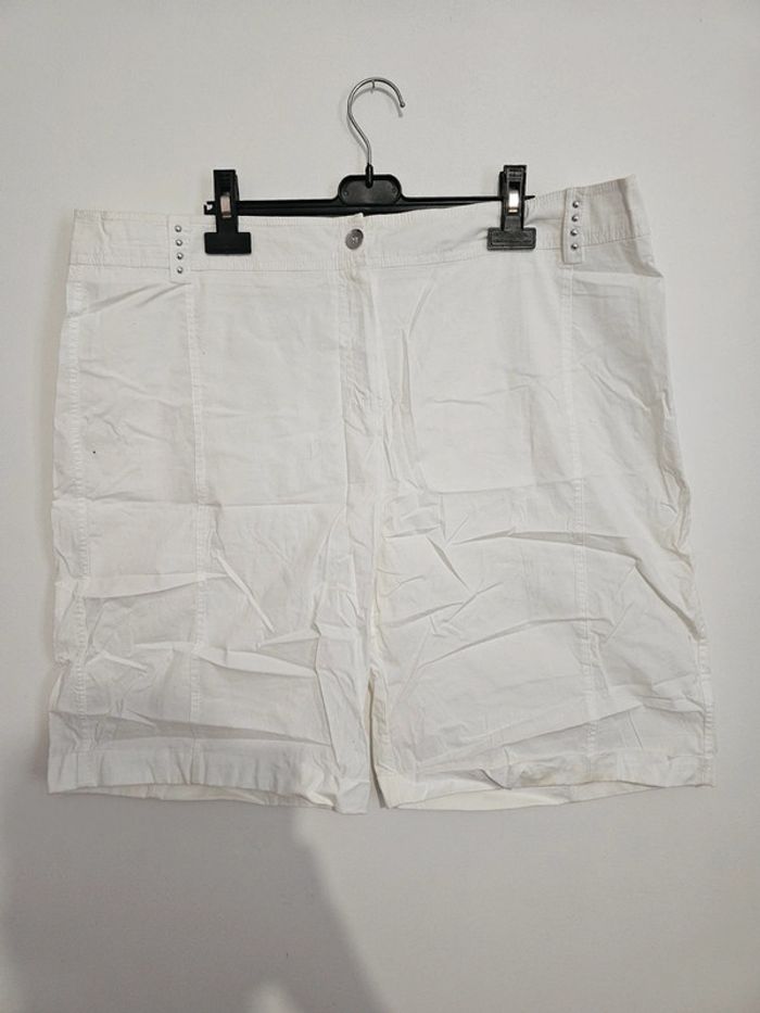 Short taille 48