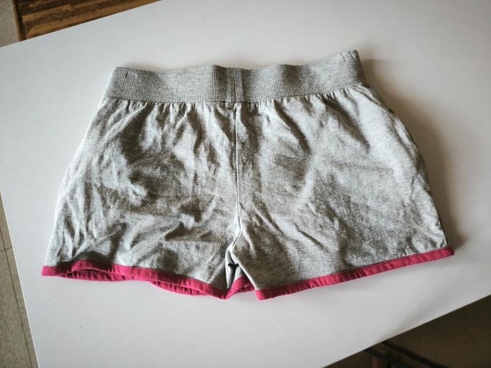 Jupe short gris et rose 10 ans - photo numéro 3