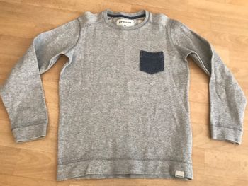 Pull / sweat garçon taille 10 ans
