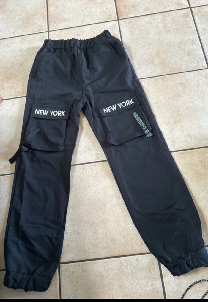 Pantalon style jogging
