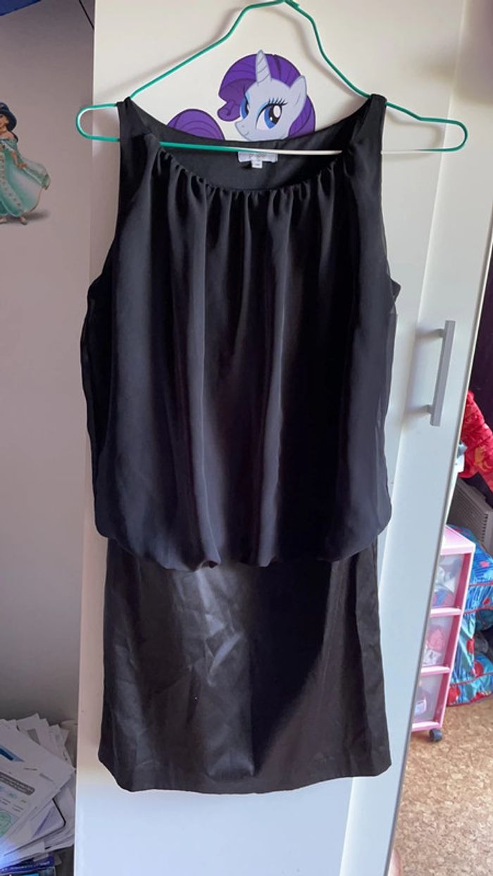 Robe sans manches bi matière taille 36 - photo numéro 2