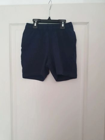 Short de sport 8 ans