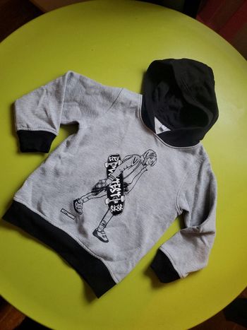 Pull à capuche 5 ans