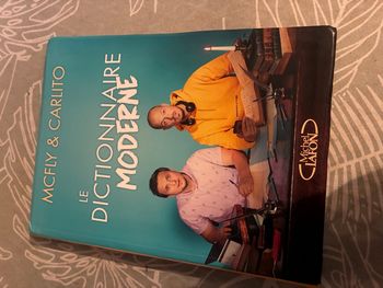 Livre le dictionnaire moderne