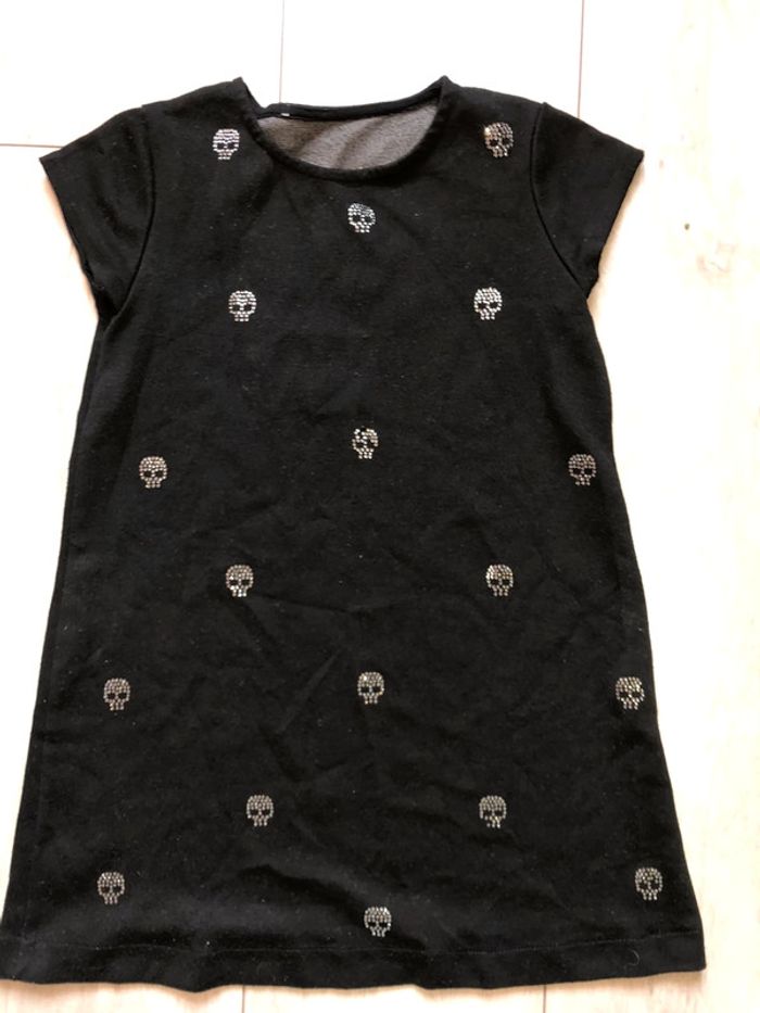 Robe tête de mort 6 ans