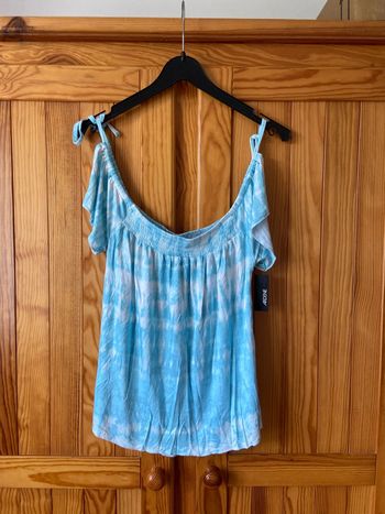 Top épaule dénudé femme 36 neuf