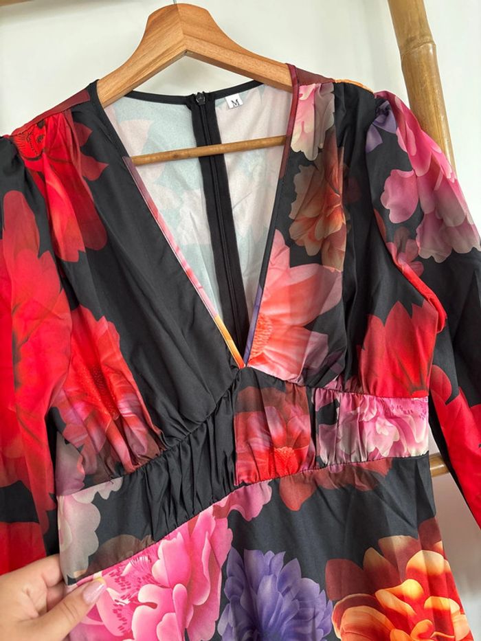 Longue robe à fleurs - photo numéro 4