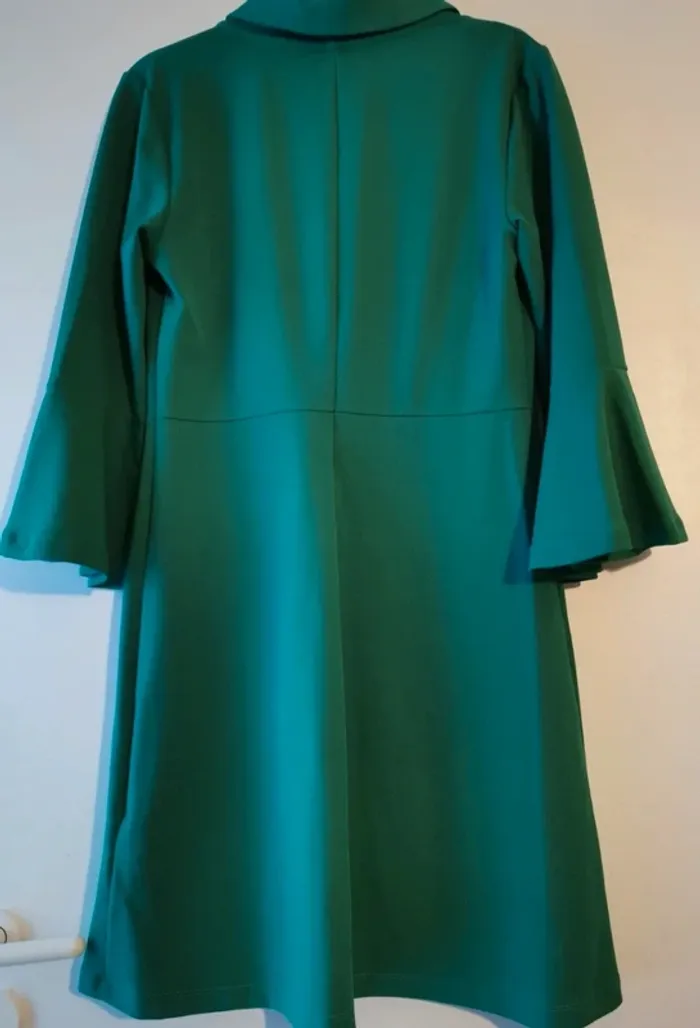 Magnifique robe verte Bodyflirt - Taille 38/40 - photo numéro 2