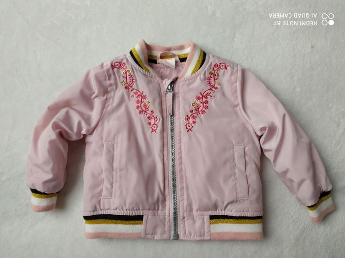 Joli bomber nineties rose pastel Hema 6 mois