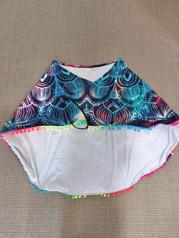 Paréo style robe de plage , taille M , neuf sans étiquette - photo numéro 3