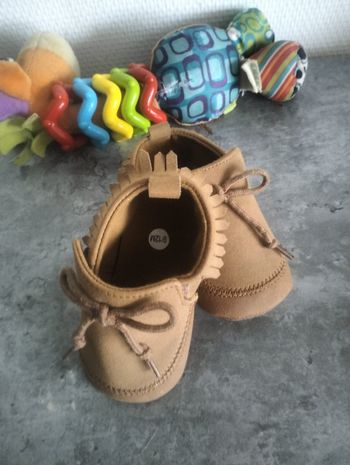 Chaussures fille 6 mois