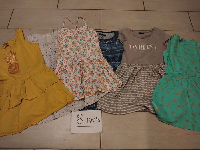 Lot de 6 robes fille taille 8 ans