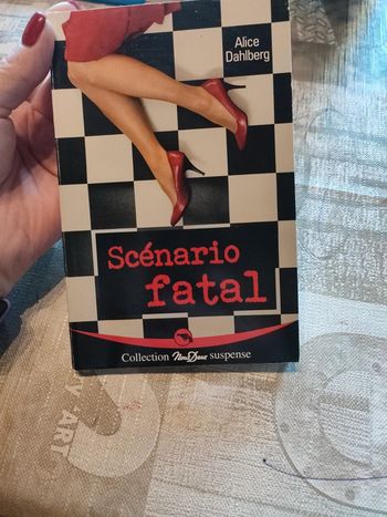 Scénario fatal de Alice d'Alberg