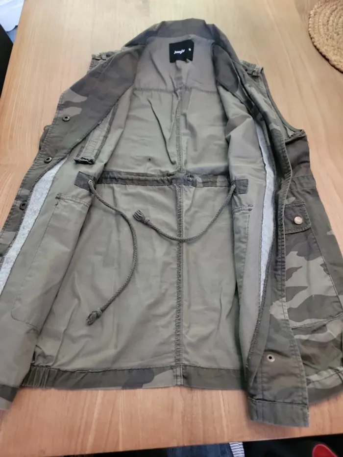 Veste sans manche - photo numéro 3