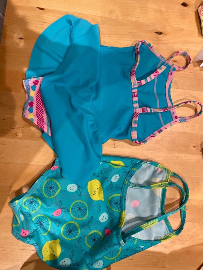 Lot de 2 maillots de bain fille 12 mois - photo numéro 2