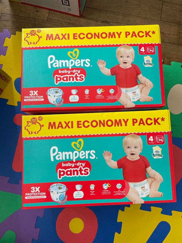 Vents pack 2 cartons Pampers taille 4 baby dry pants