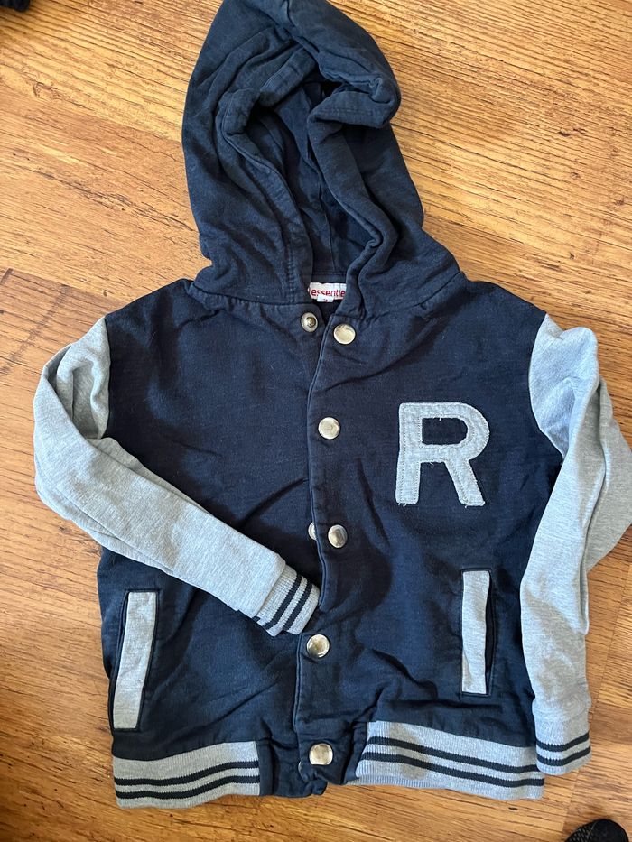 Sweat à capuche 3ans