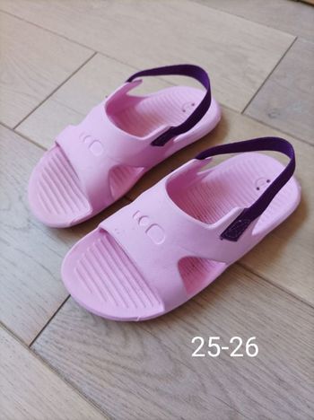 Chaussures tongs piscine