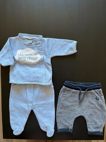 Ensemble et pantalon 3 mois