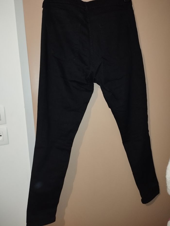 Pantalon noir skinny