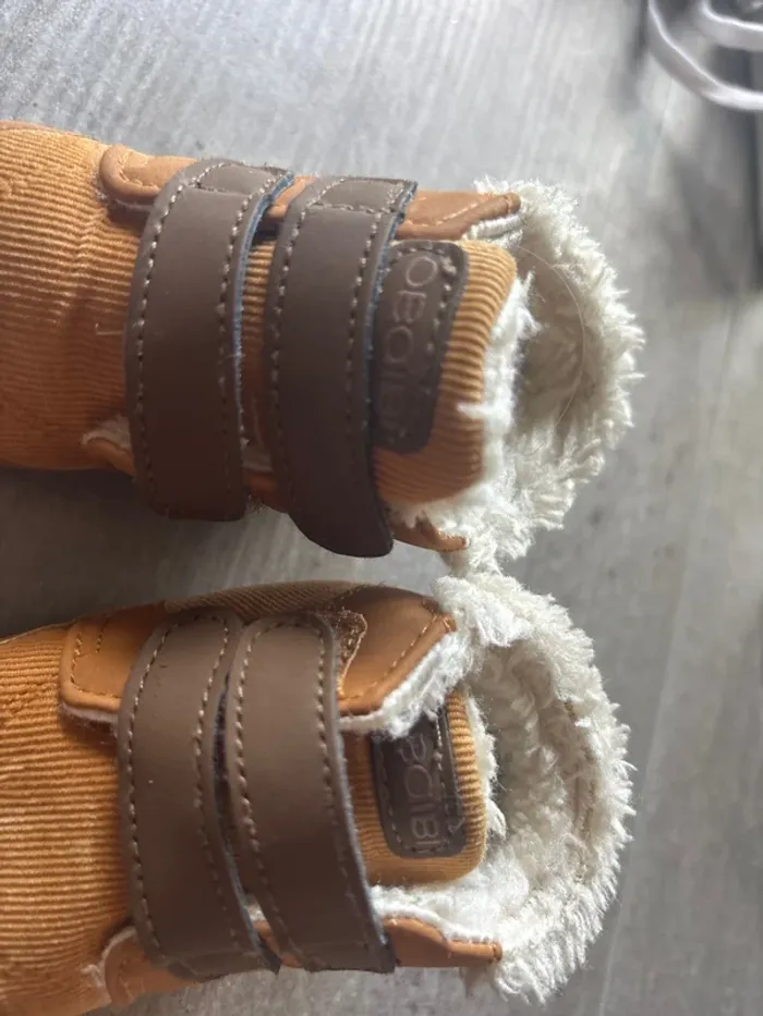Chaussure bébé - photo numéro 2