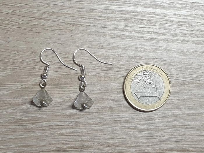 Ravissantes b o vintage neuves fait main fleurs crochets hypoallergeniques