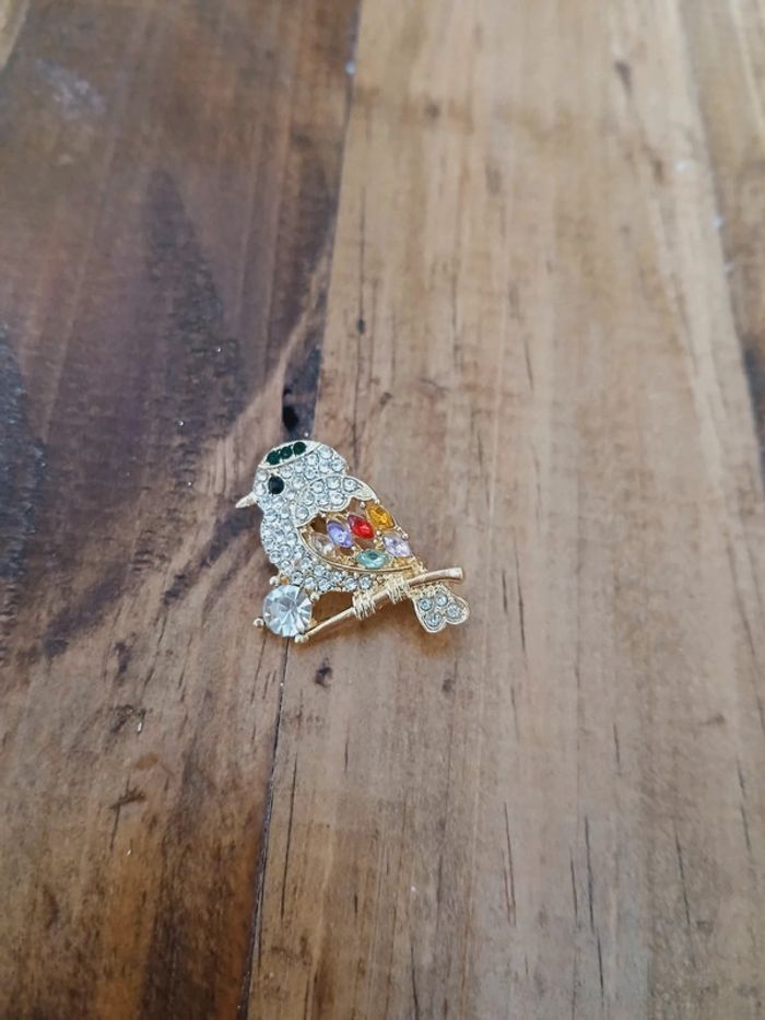 Broche petit oiseau strass - photo numéro 4
