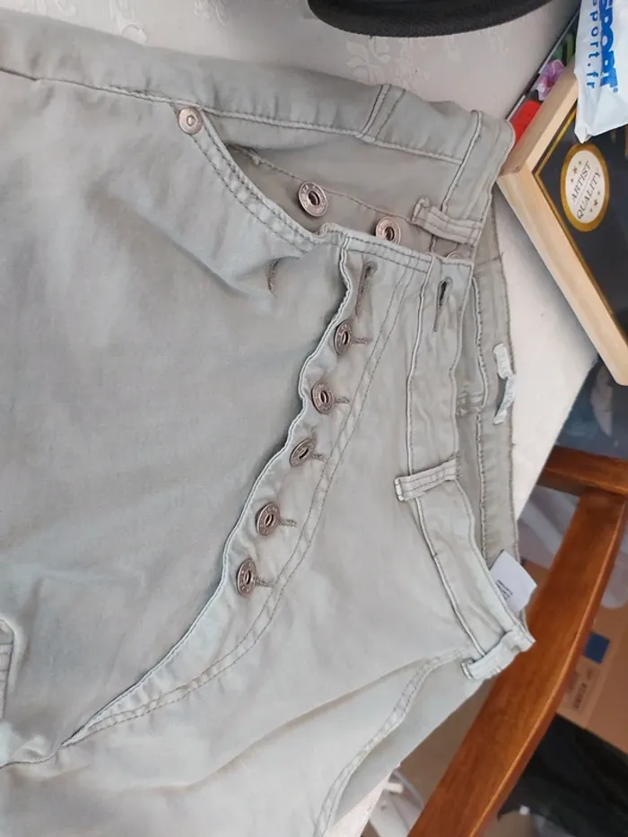Jean femme taille 36 - photo numéro 2