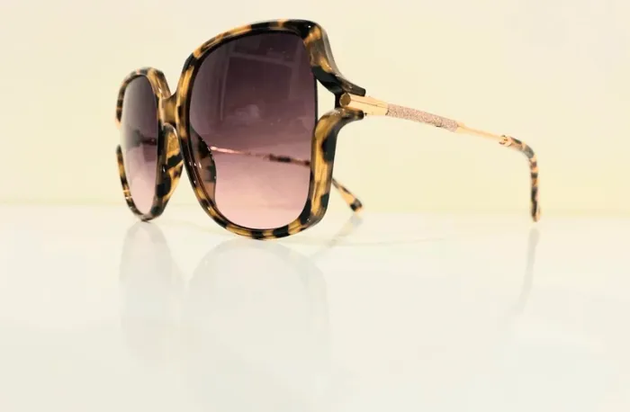 Lunette de soleil femme marron léopard verres dégradés uvprotection catégorie 2 - photo numéro 3