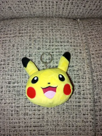 Porte-clés peluche Pokémon - Pikachu