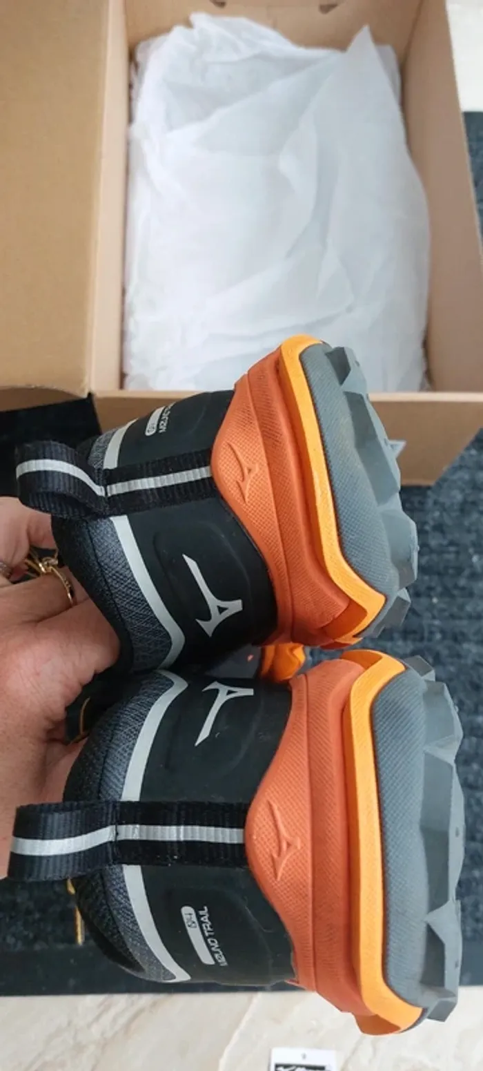 Mizuno chaussures basket trail 41 - photo numéro 3