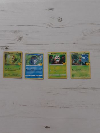 Lot de 4 cartes Pokémon