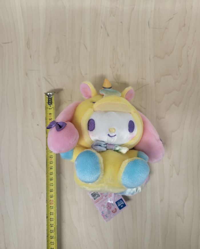 Petite peluche Sanrio My Melody Licorne jaune - photo numéro 5