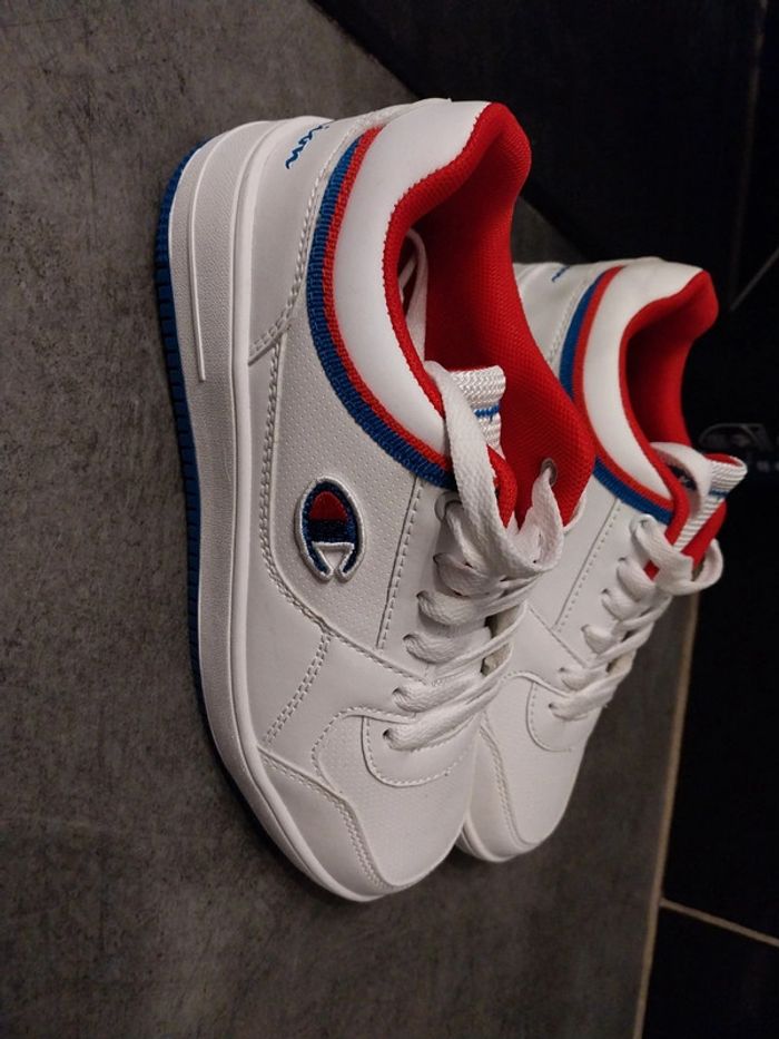 Chaussures baskets sneakers champion 36 neuves