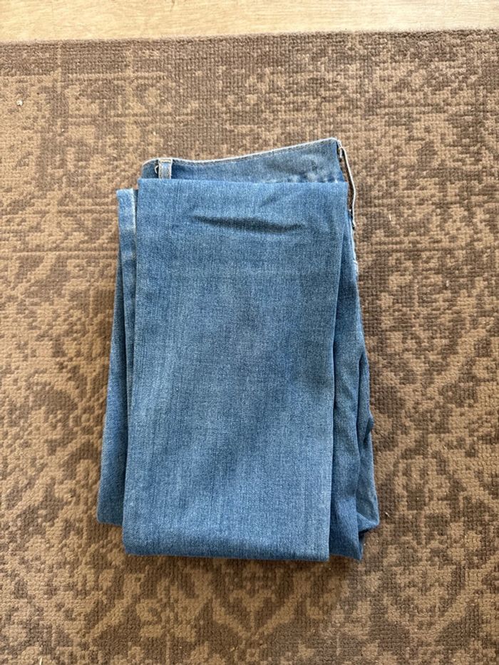 Jean👖 Levis - photo numéro 2
