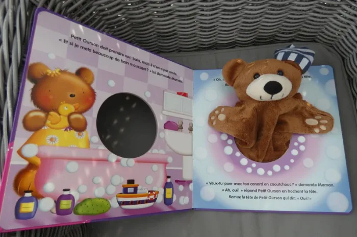 Adorable livre avec sa marionnette nounours - photo numéro 7