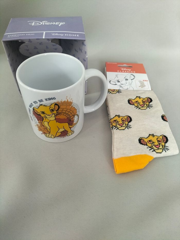 🤍 Duo mug + chaussettes Simba (Roi Lion) - Disney - Neuf 🤍