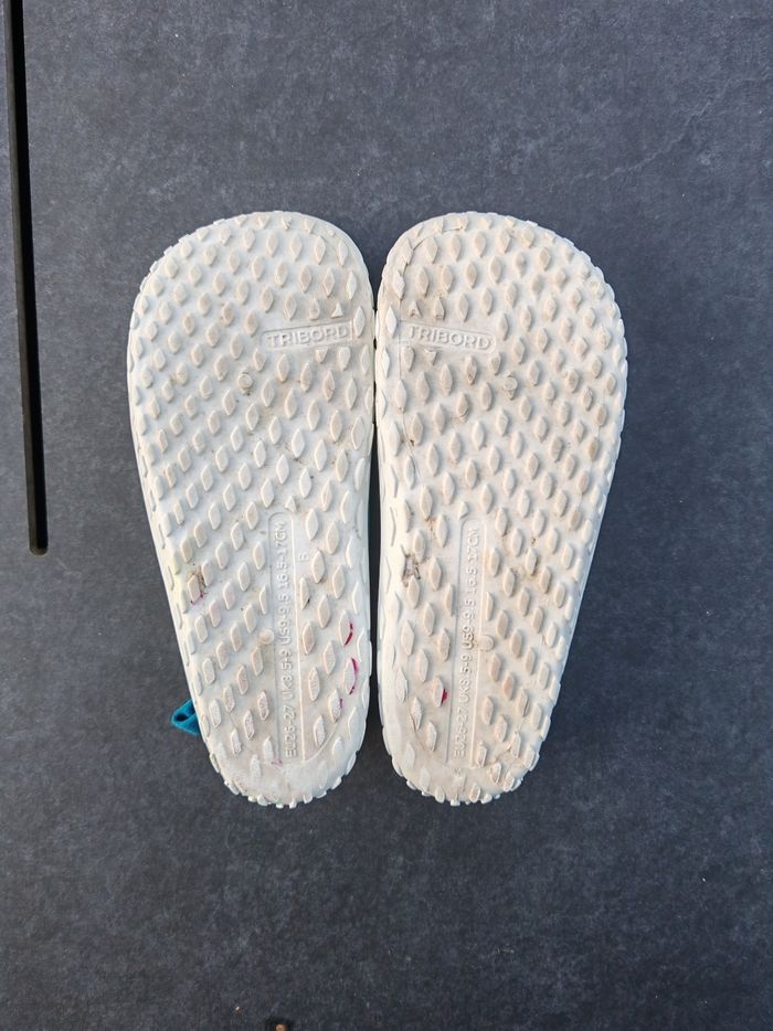 Chaussons aquatiques verts Tribord p.26-27 - photo numéro 8