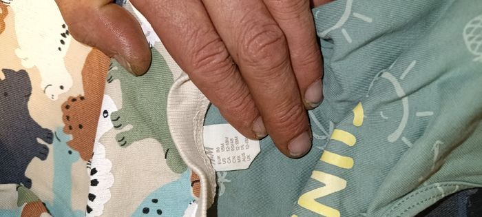 Vêtements garçon de 3 à 5 ans neuf très peu utilisé - photo numéro 9