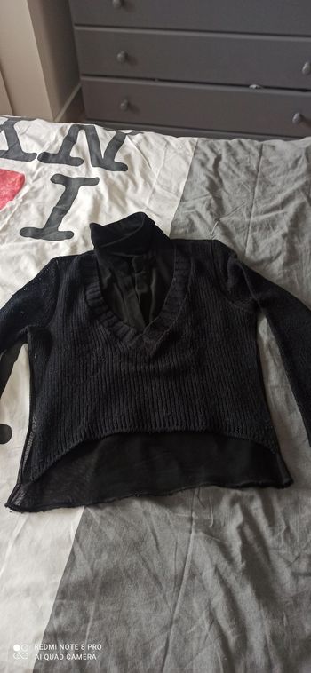 Pull noir t. 38/40