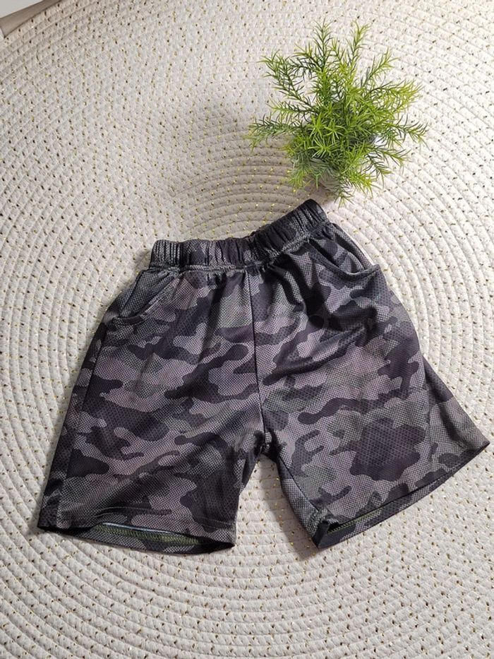 Ensemble tee-shirt et short - 4 ans - photo numéro 7