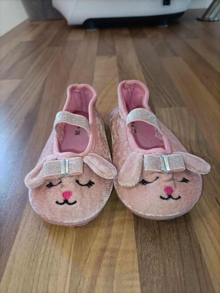 Chaussons roses lapin 26 Tissaia