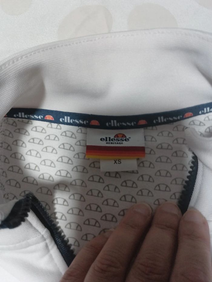 Sweat homme Ellesse taille XS en excellent état - photo numéro 4
