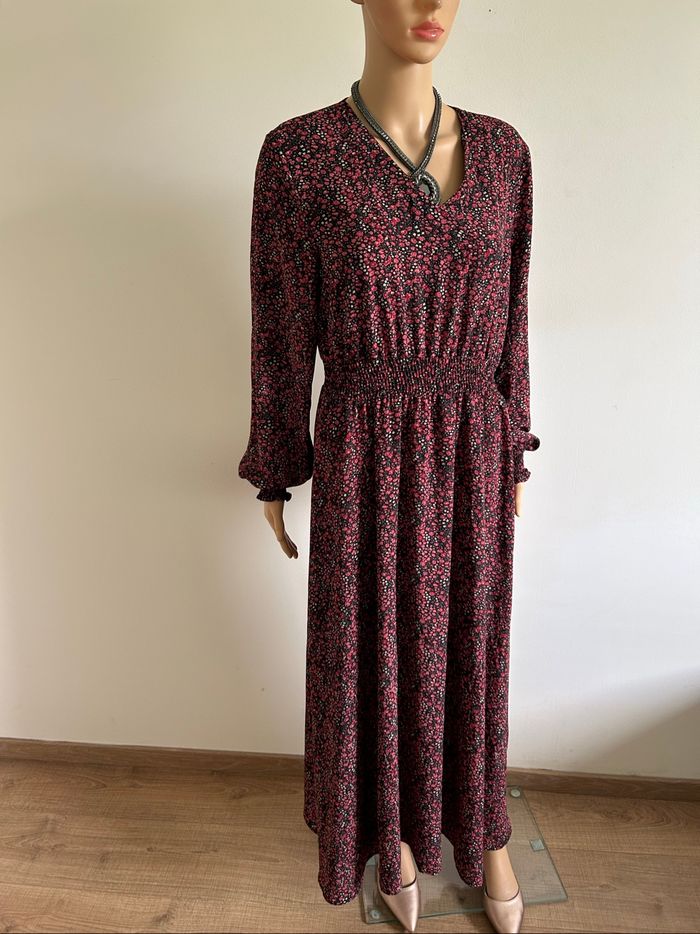 Robe longue imprimée taille unique jamais portée - photo numéro 2