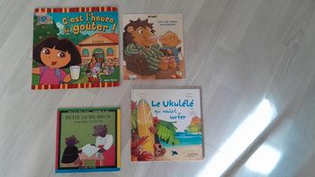 Magnifique lot 4 petits livres pour les petits