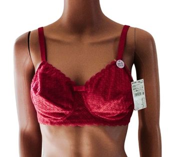👙 Soutiens-gorges rouge avec dentelles 90C neuf etiqueter #emyfleury_soutifs 👙