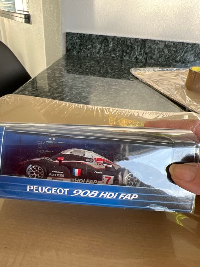 Peugeot 908 miniature