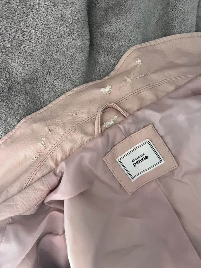 Veste style motard rose aspect cuir - photo numéro 4