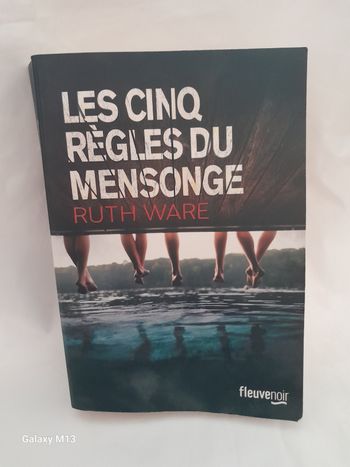 Les cinq règles du mensonge Ruth Ware
