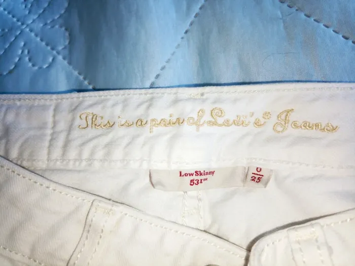 Jean Levi's blanc 0/25 - photo numéro 2